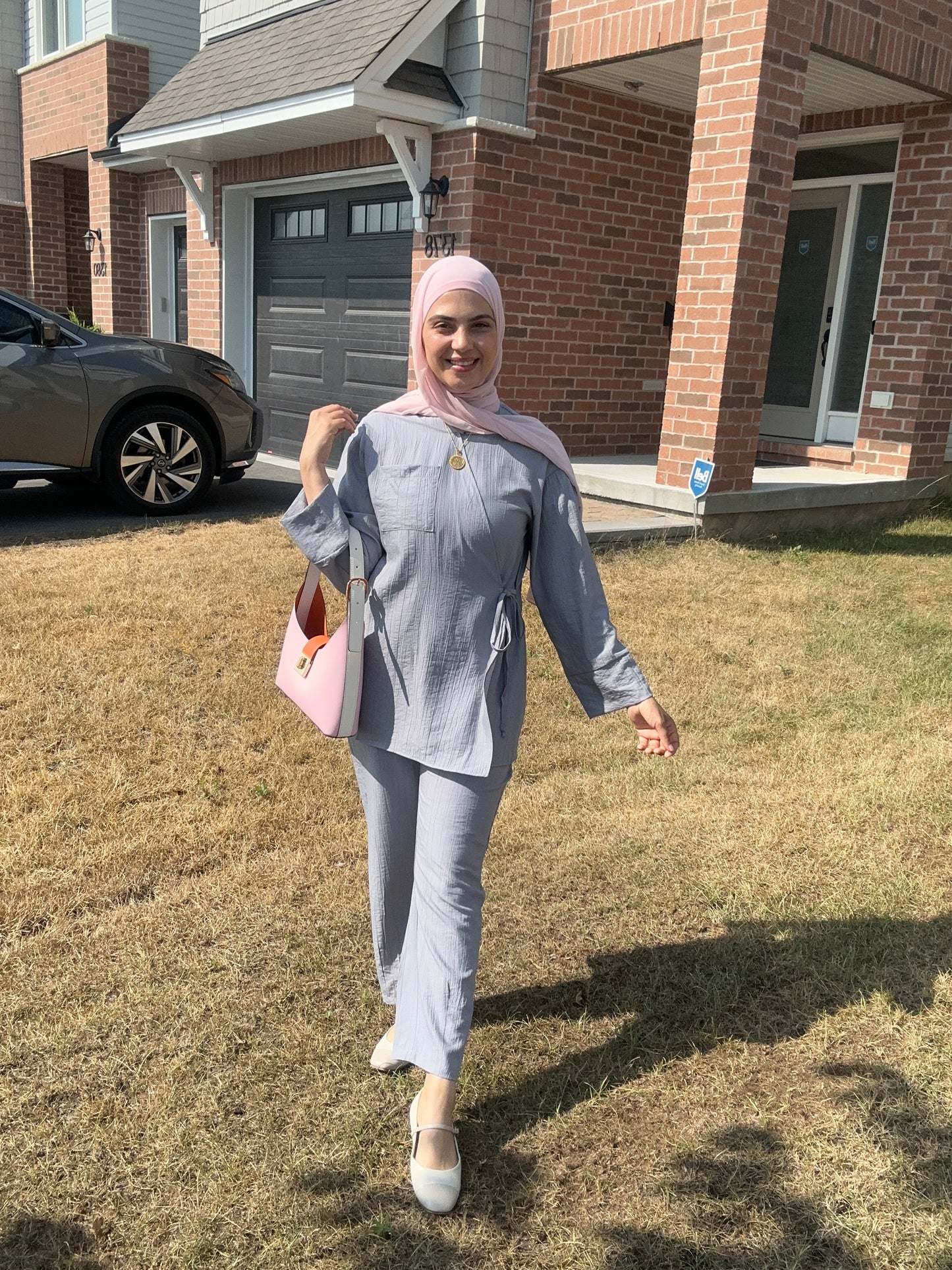 Lily Set - طقم ليلي (Light Gray color)