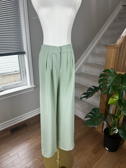 Cool Pistachio | فستقي ناعم