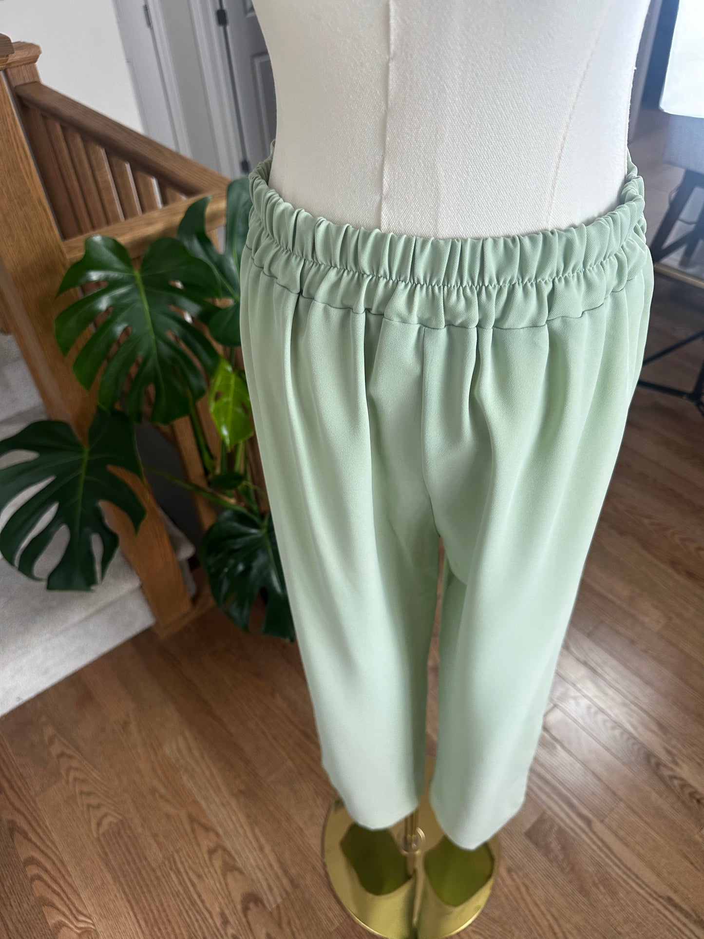 Cool Pistachio | فستقي ناعم