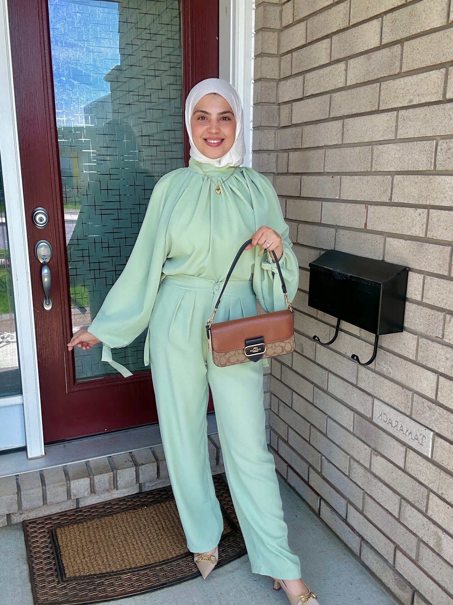 Cool Pistachio | فستقي ناعم